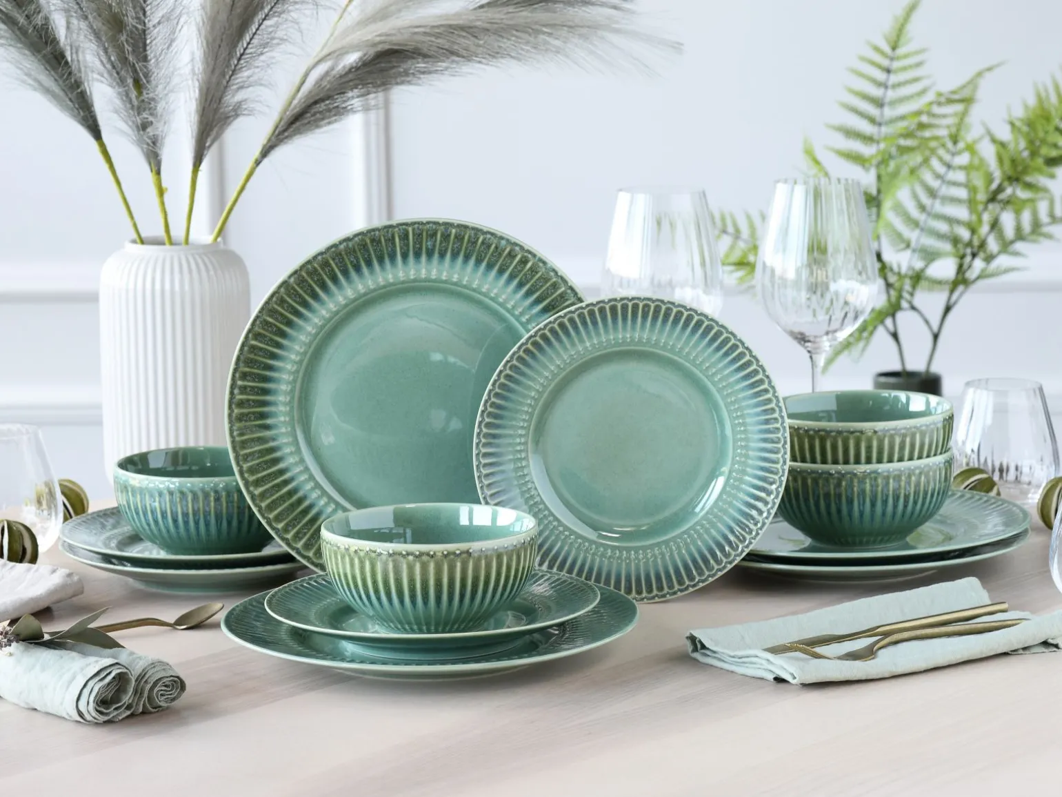 Celadon - Tellerset 12-tlg - Grün