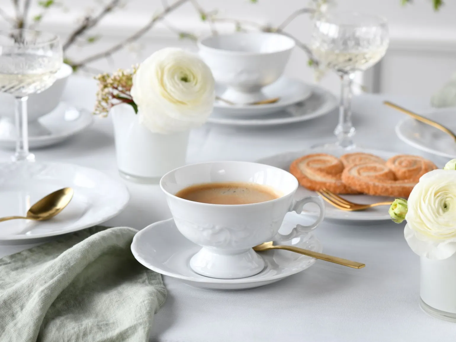 Frederike - Kaffeeservice 18-tlg - Weiss