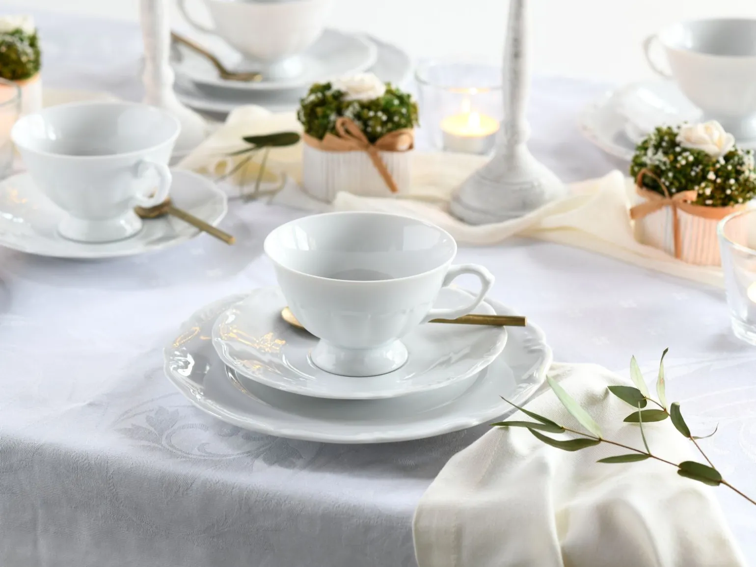 Maria Theresia - Kaffeeservice 18 tlg - Weiss