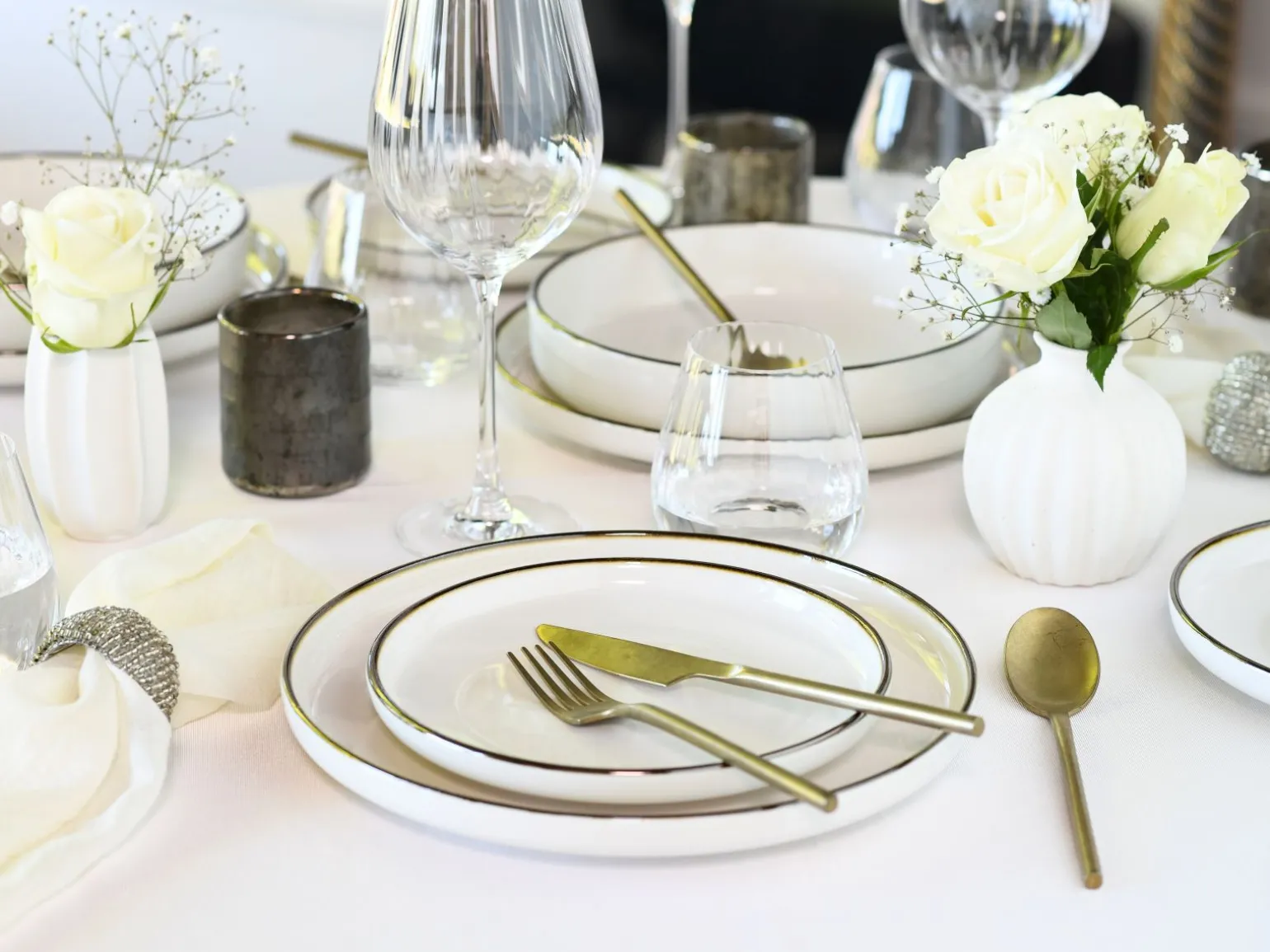 Nordic Festive - Tellerset 18-tlg - Schwarz