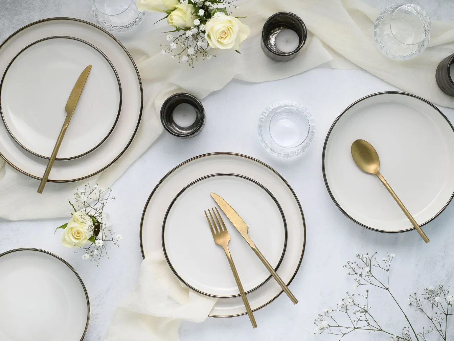 Nordic Festive - Tellerset 18-tlg - Schwarz