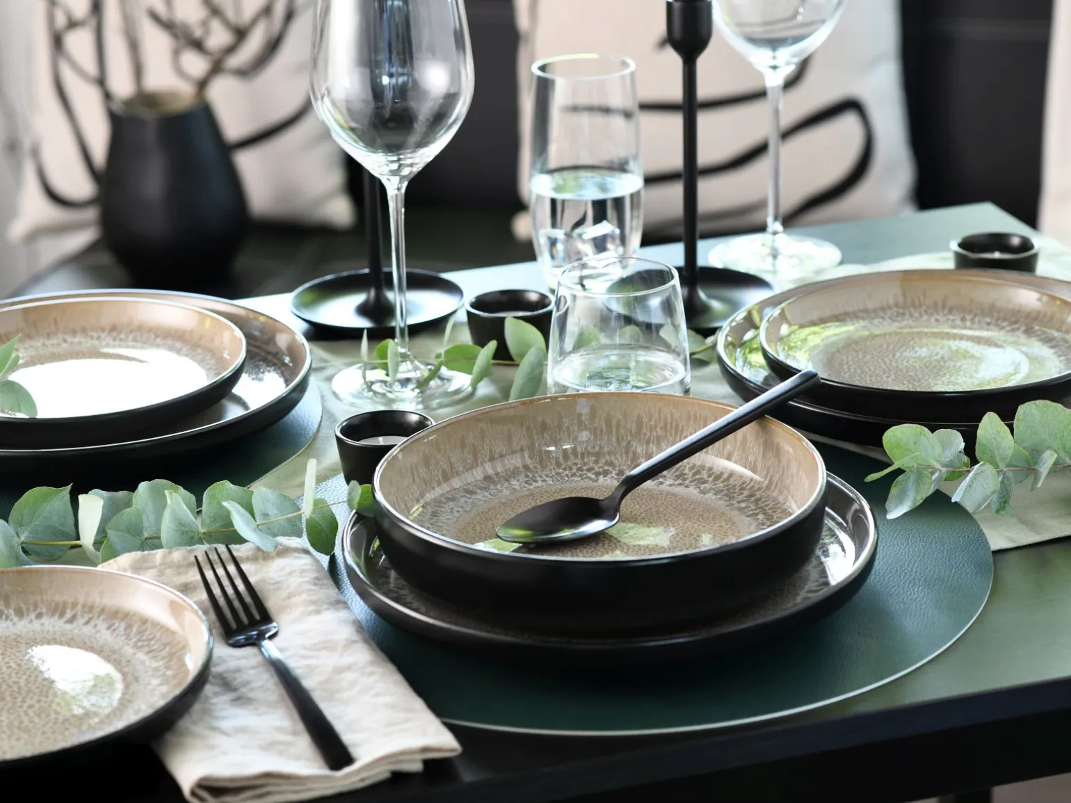 Nordic Fjord - Tellerset 18-tlg - beige