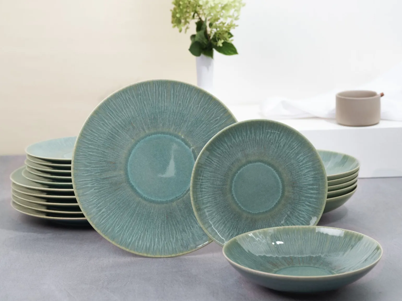 Sea Breeze - Tellerset 18-tlg - Hellblau
