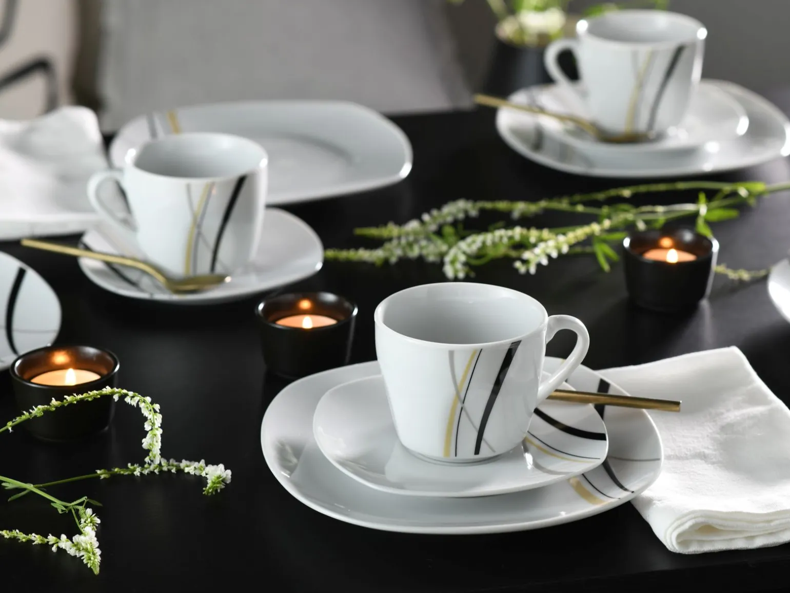 Square - Kaffeeservice 18-tlg - Orchidee