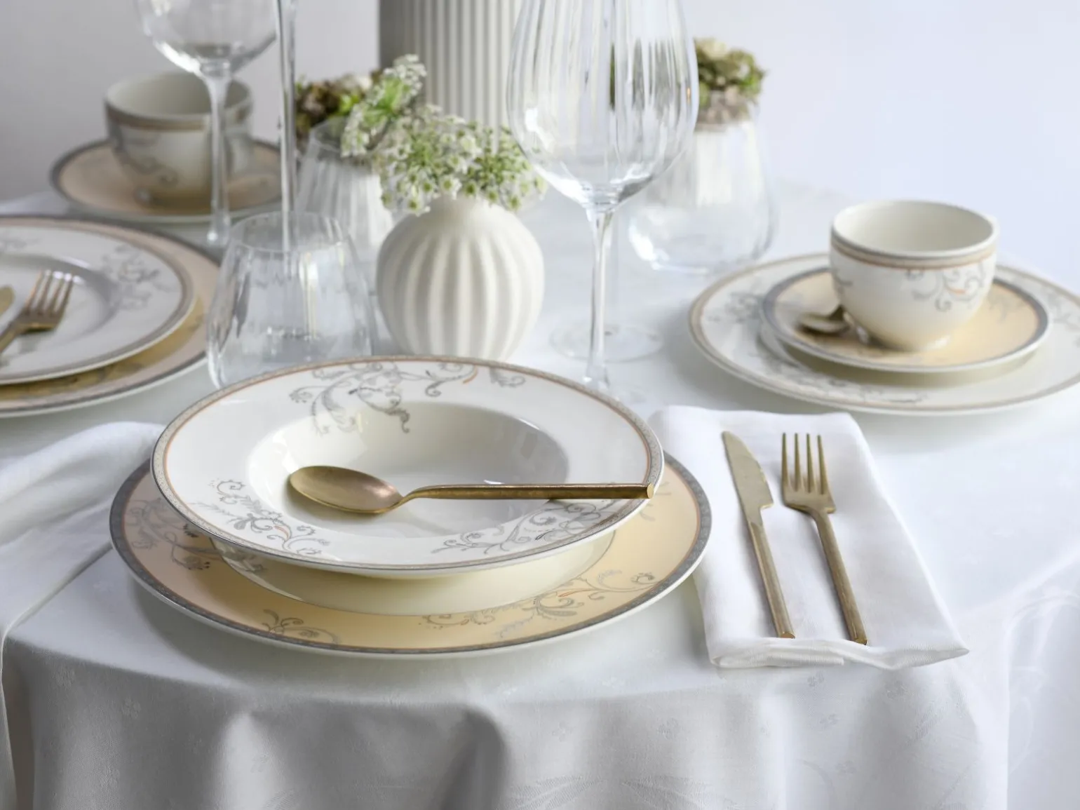 Villa Medici - Kaffeeservice 18-tlg - Creme